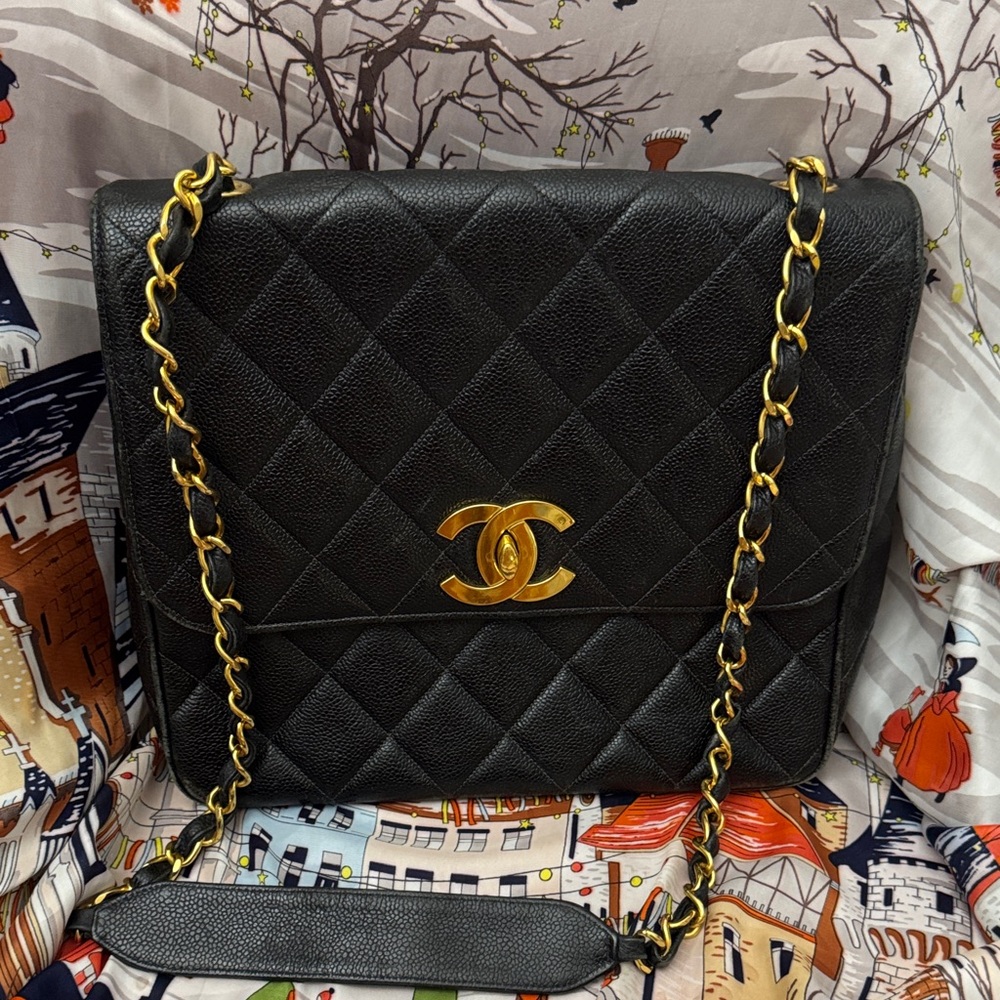 Vintage CHANEL Black Quilted Caviar 24K Gold hardware Bag with Gold Chain